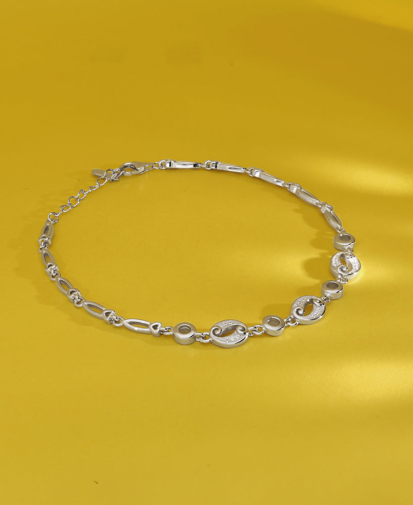 Subtle Dazzle Silver Anklets