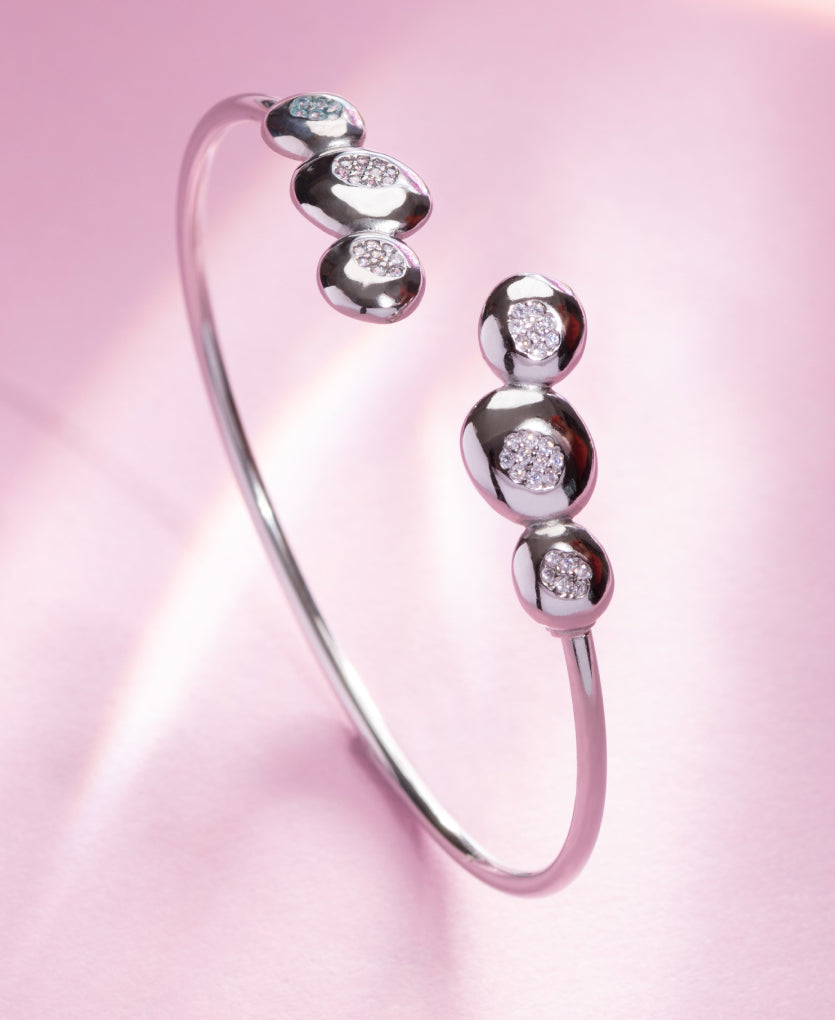 Elegant Sterling Silver Oval Bracelet