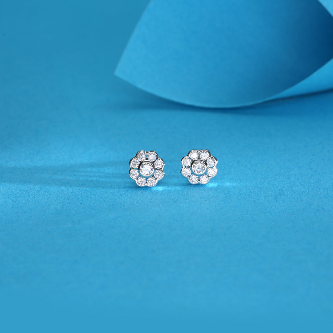 Stone Wreath Silver Stud Earrings