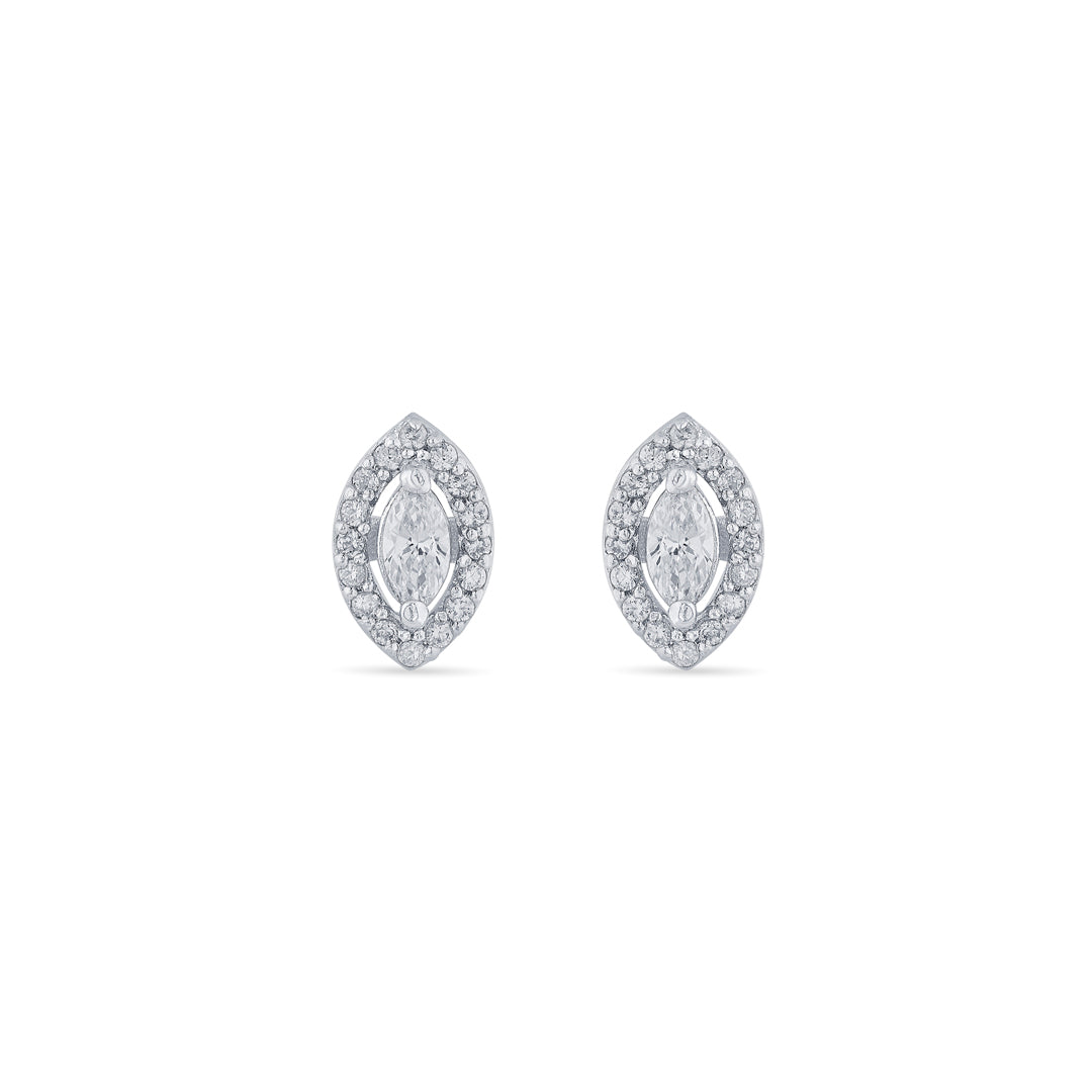 Everyday Gleam Silver Stud Earrings