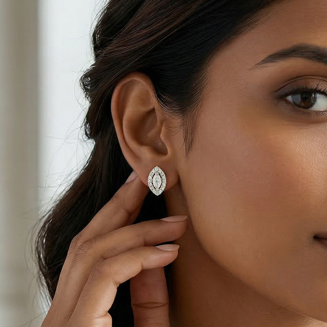 Everyday Gleam Silver Stud Earrings