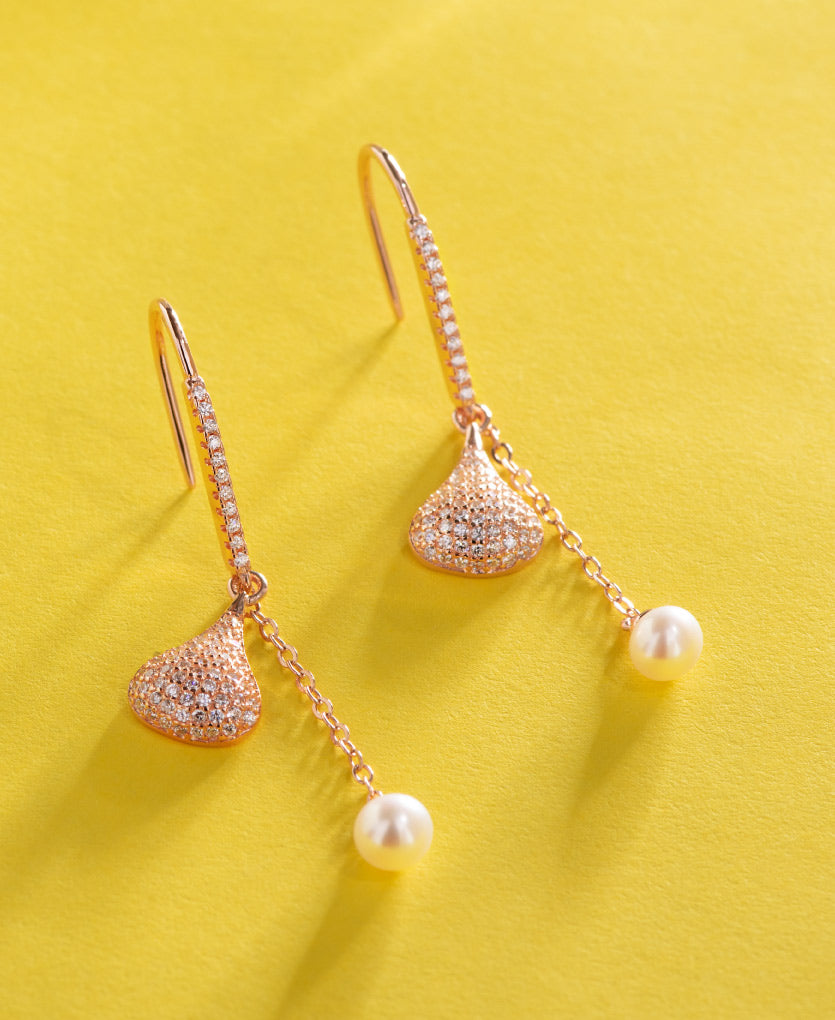 Trendy Silver Earrings For Women For A Party-Ready Look