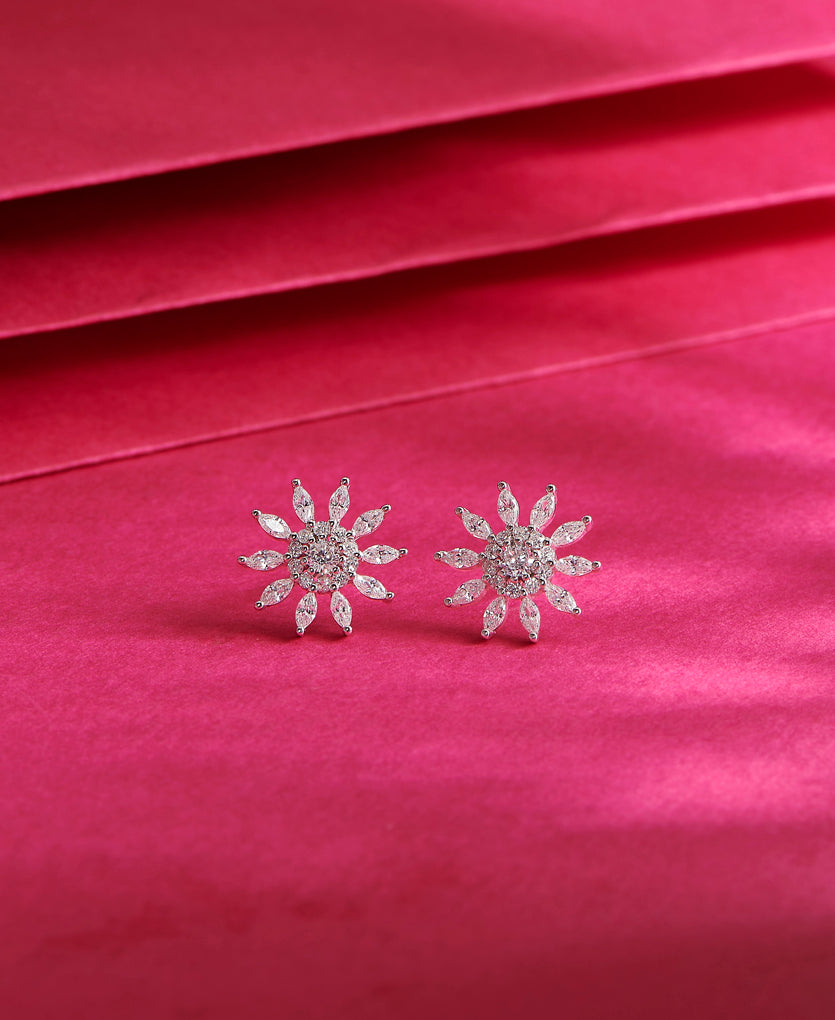 Lustrous Flora Silver Earring