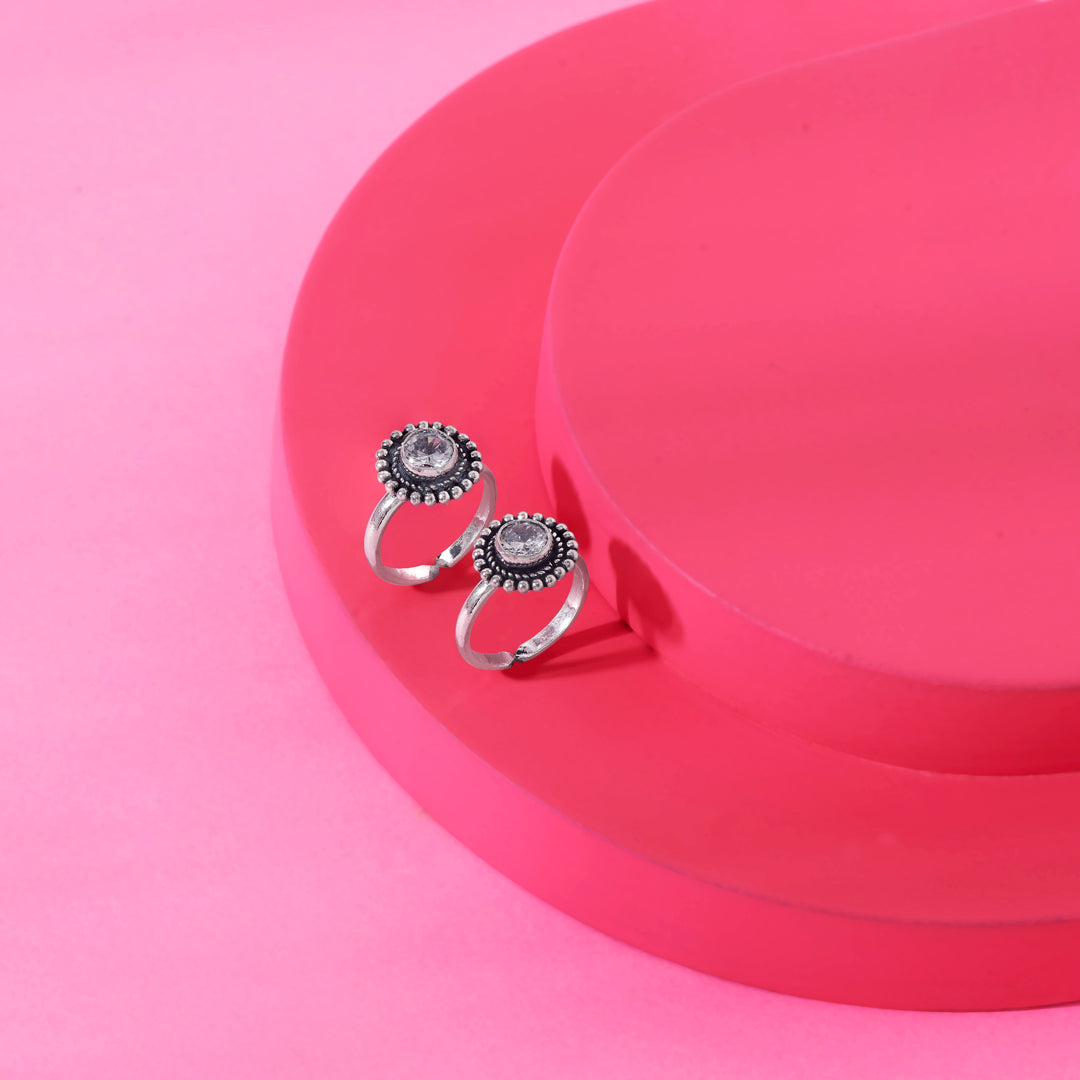 Luna Glow Oxidized Silver Toe Ring