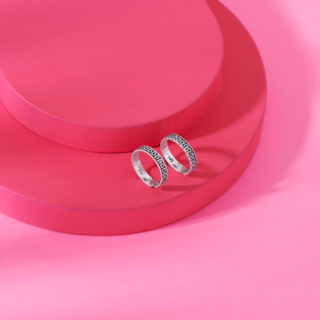 Whisper Wave Oxidized Silver Toe Ring