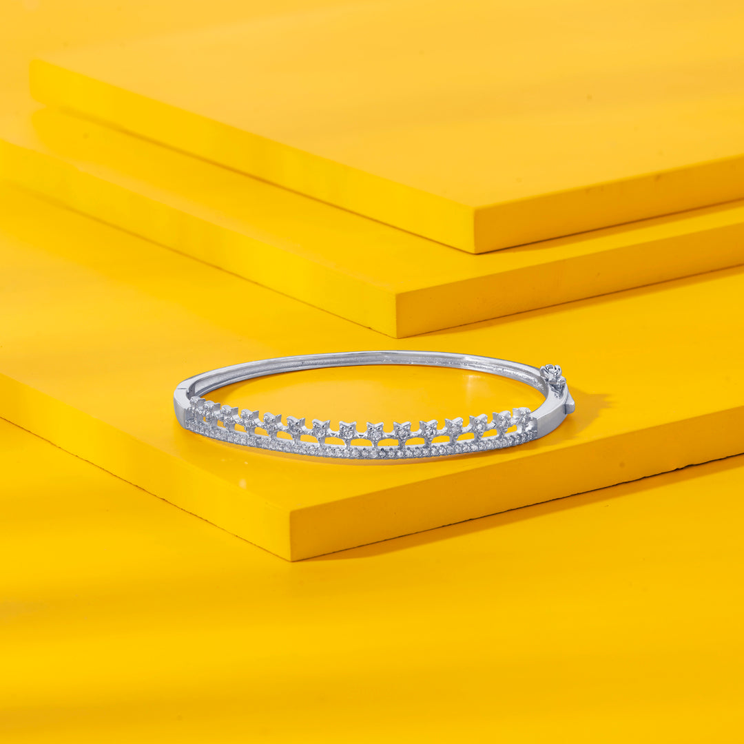 Linear Floret Silver Oval Bracelet