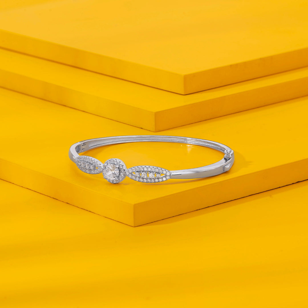 Celeste Shine Silver Oval Bracelet