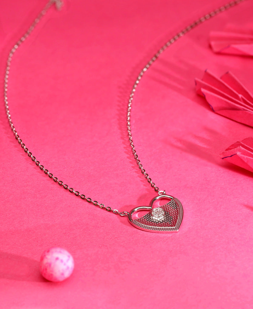 Dazzling Heartbeat Chain With Pendant