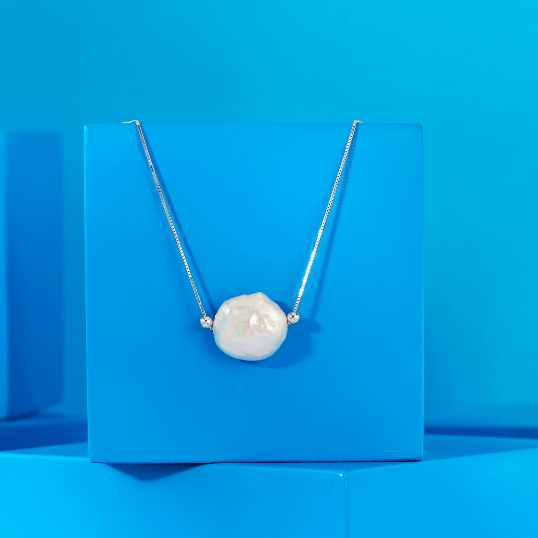 Pearl Radiance Silver Modern Necklace
