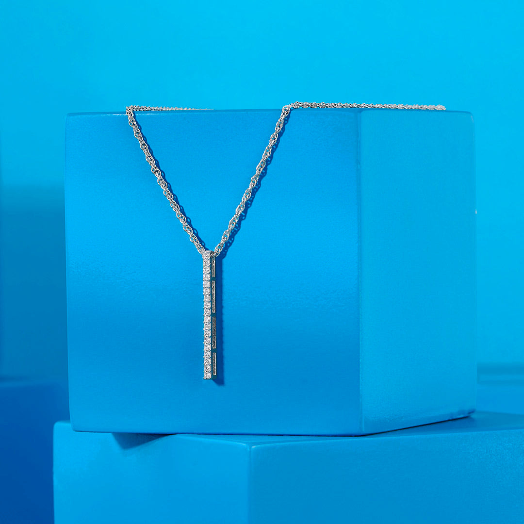 Halo Line Silver Modern Necklace