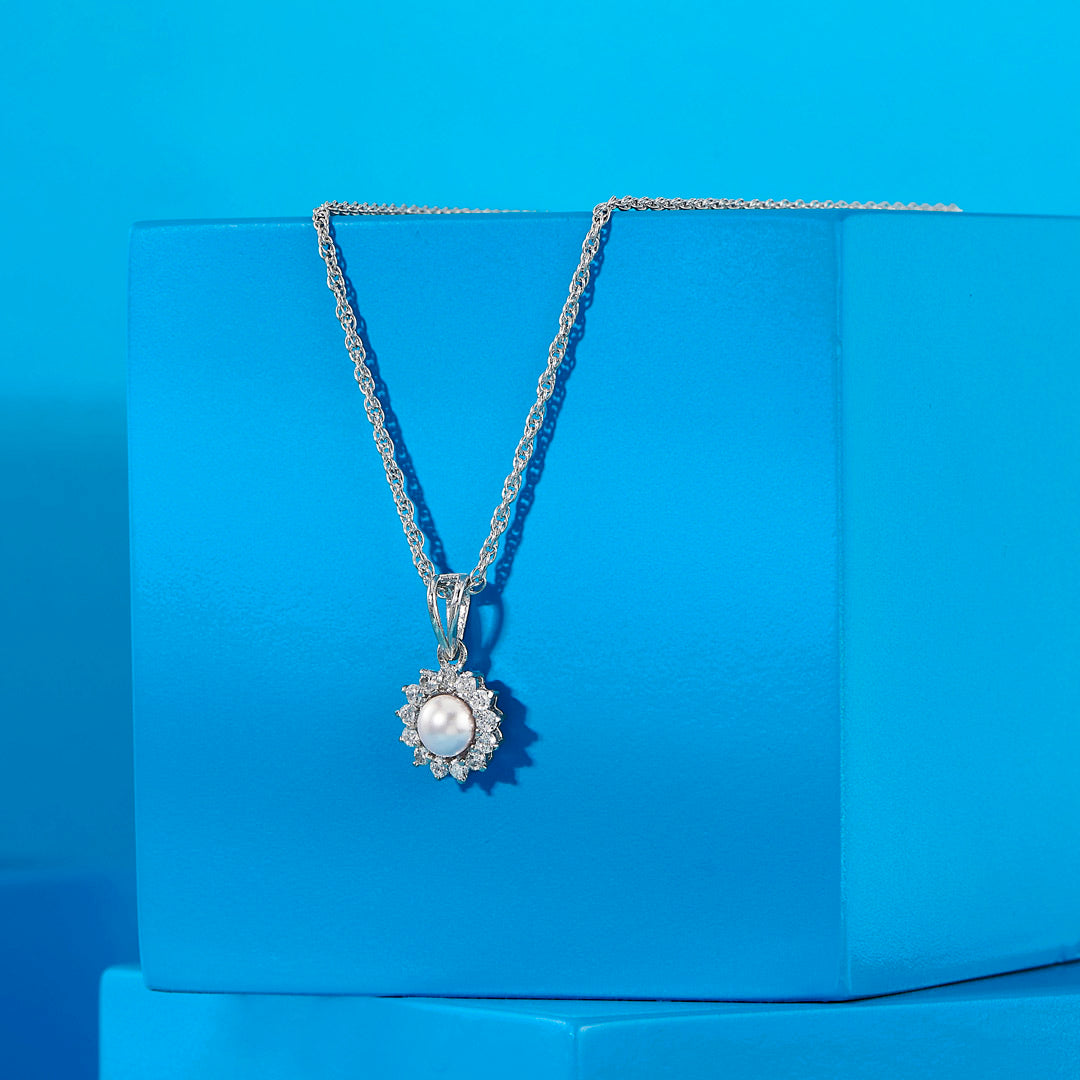 Pearl Star Silver Modern Necklace