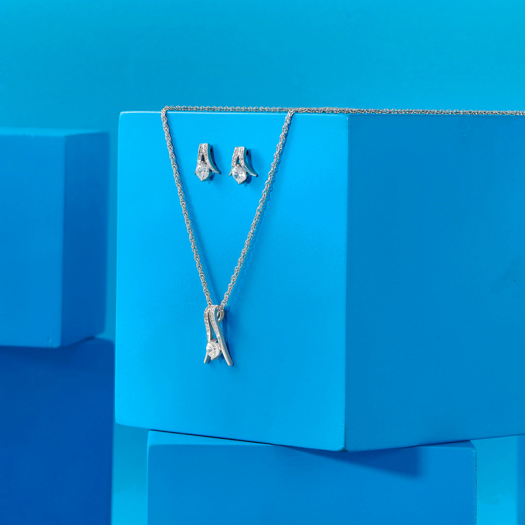 Imperial Shine Silver Necklace Set