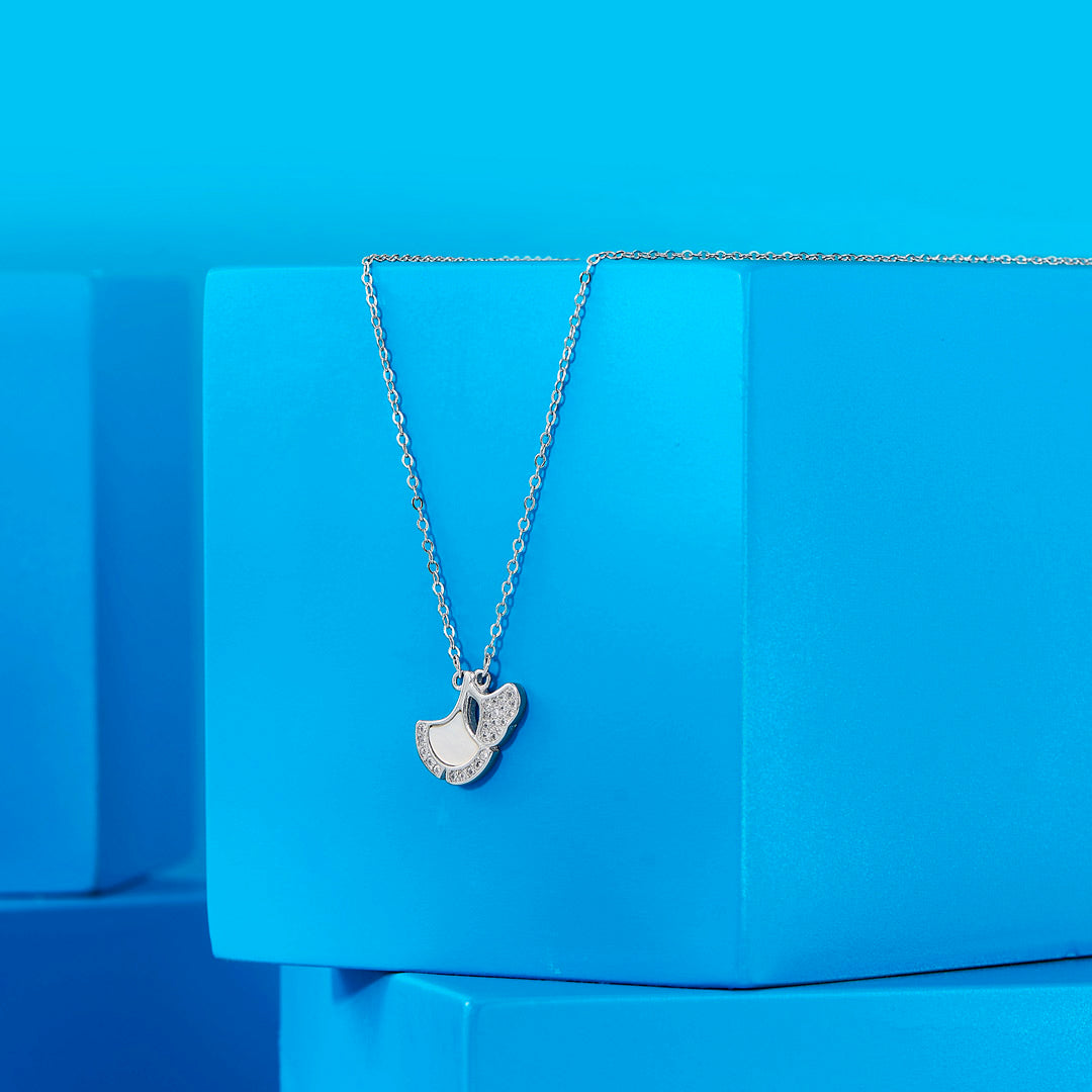 Petal Shine Silver Modern Necklace