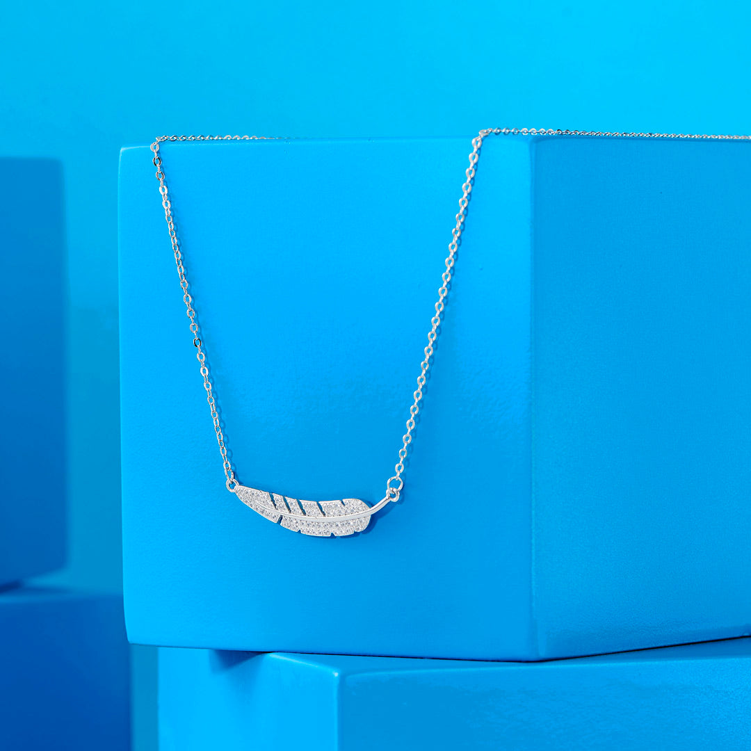 Leaf Line Silver Modern Necklace