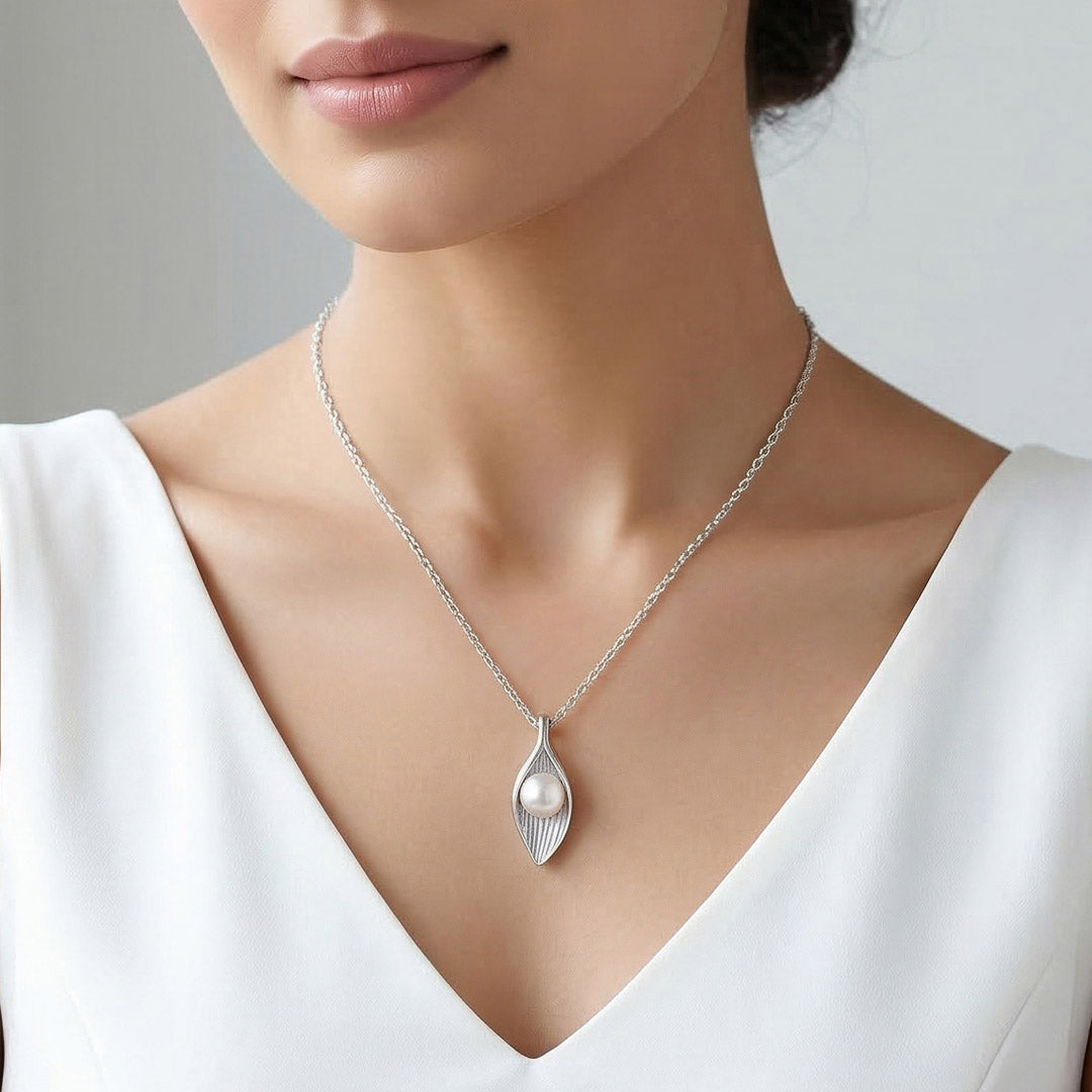 Pearl Form Silver Modern Necklace