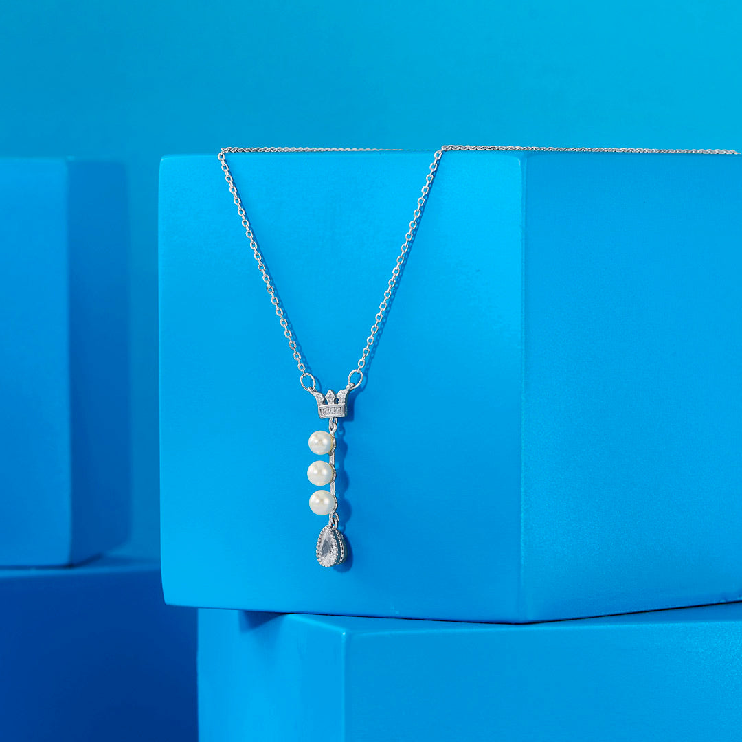 Pearl Queen Silver Lariate Necklace