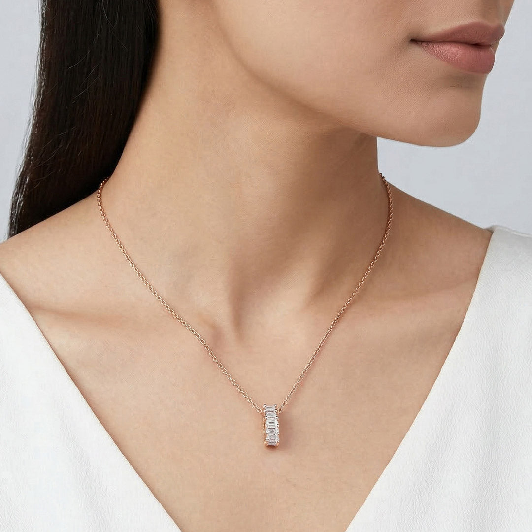 Roseate Sparks Silver Modern Necklace