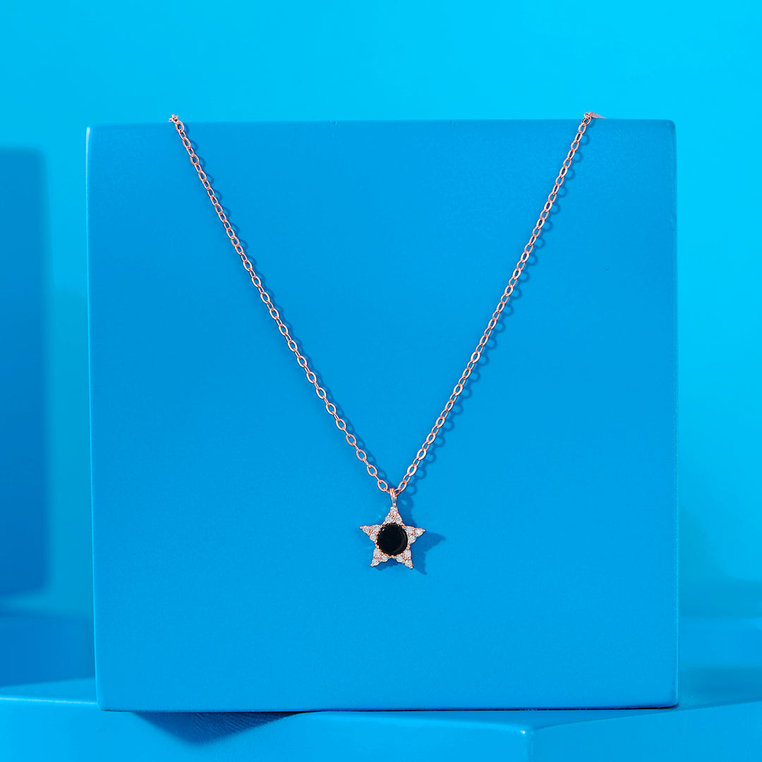 Roseate Star Silver Modern Necklace
