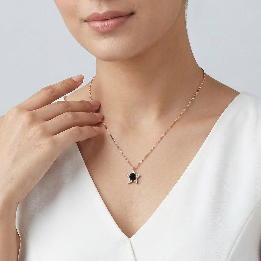 Roseate Star Silver Modern Necklace