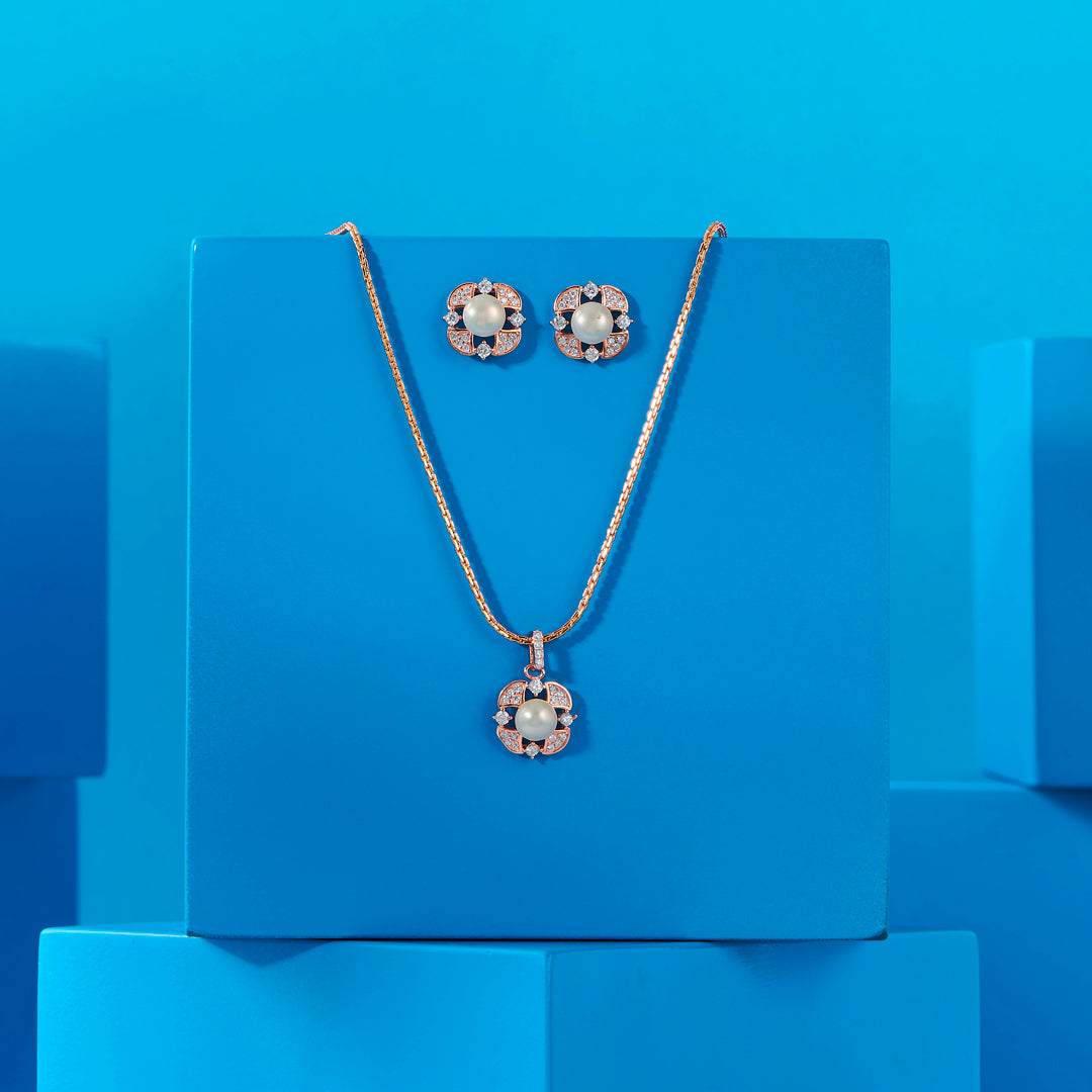 Pearl Nova Silver Pendant