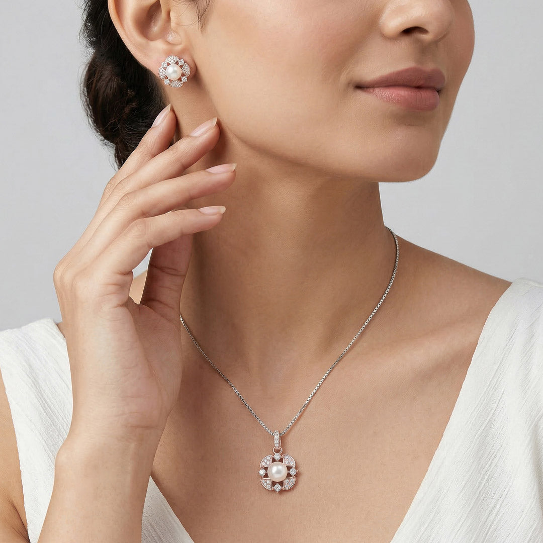 Pearl Nova Silver Pendant