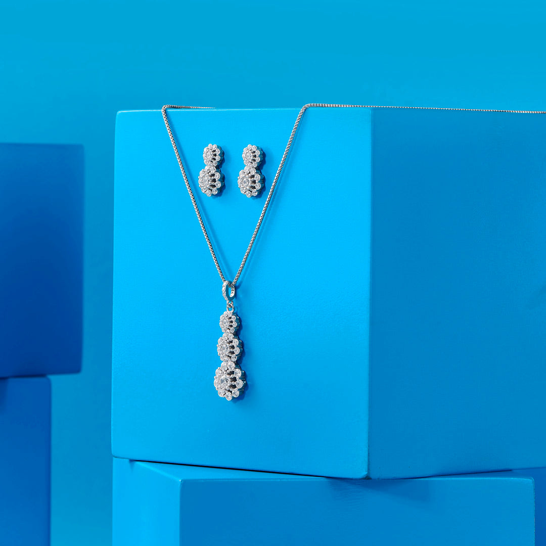 TriFlora Shine Silver Pendant
