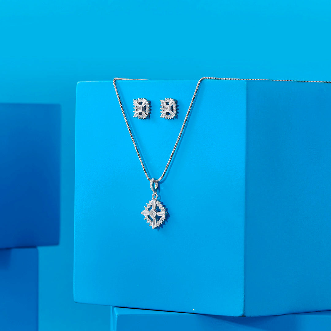 Bling Bloom Silver Pendant
