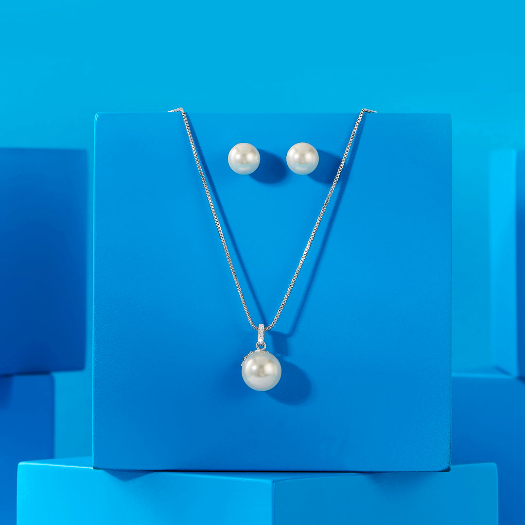 Pearl Luxe Silver Pendant