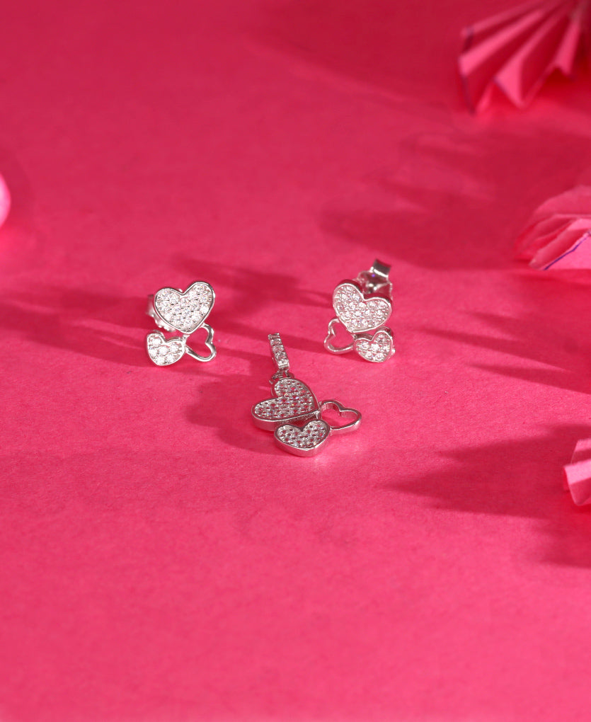 Love Symphony Pendant Set