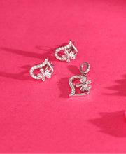 Elegance Heartscape Pendant Set