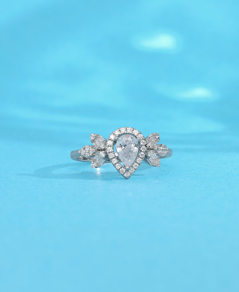 Foliage Treasure Silver Ring