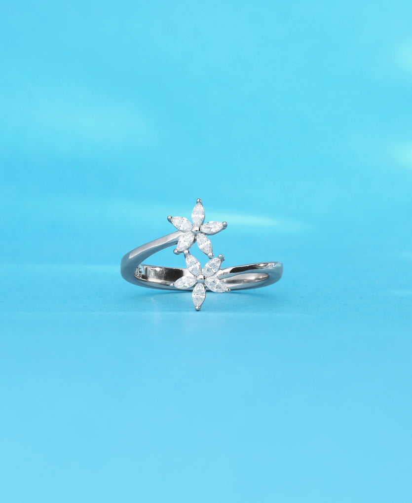 Wisteria Whirl Silver Ring