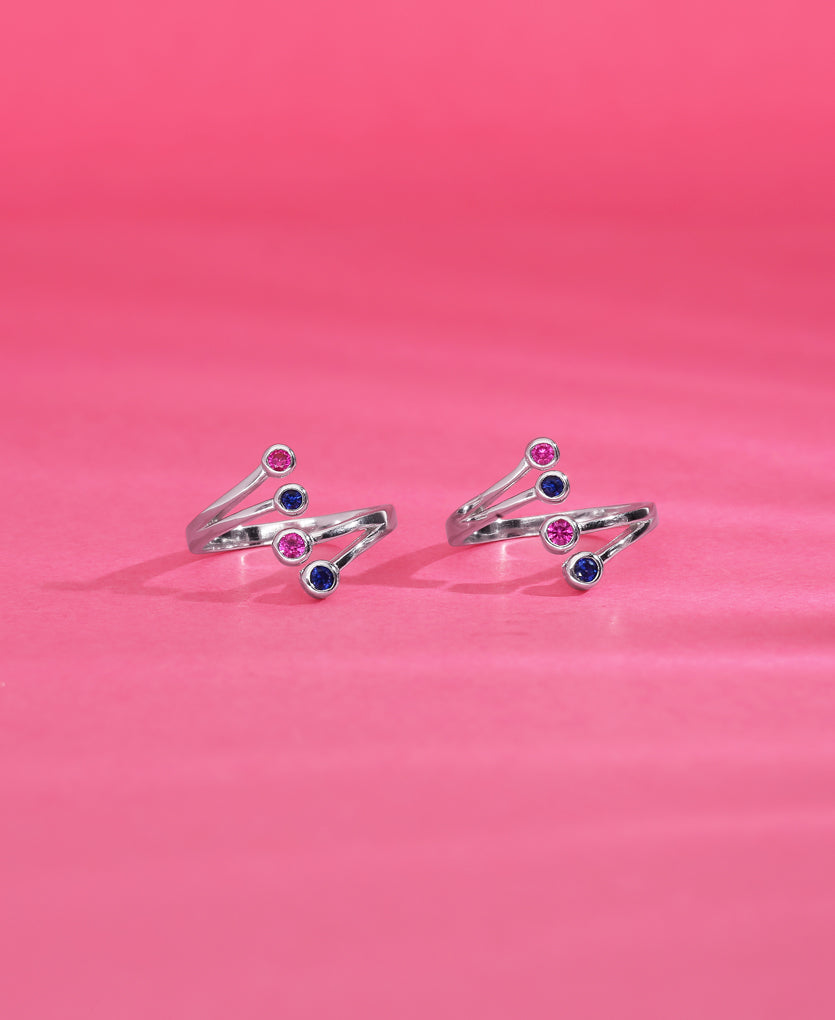 Footnote Charm Silver Toe Ring