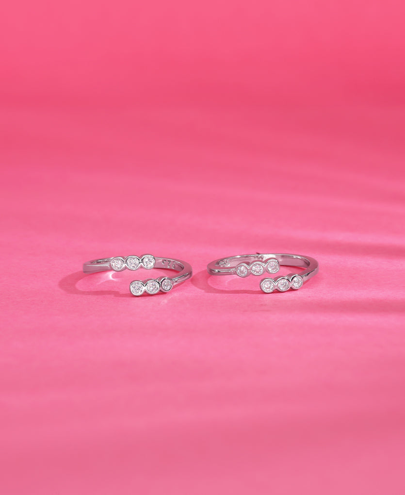 Barefoot Beauty Silver Toe Ring