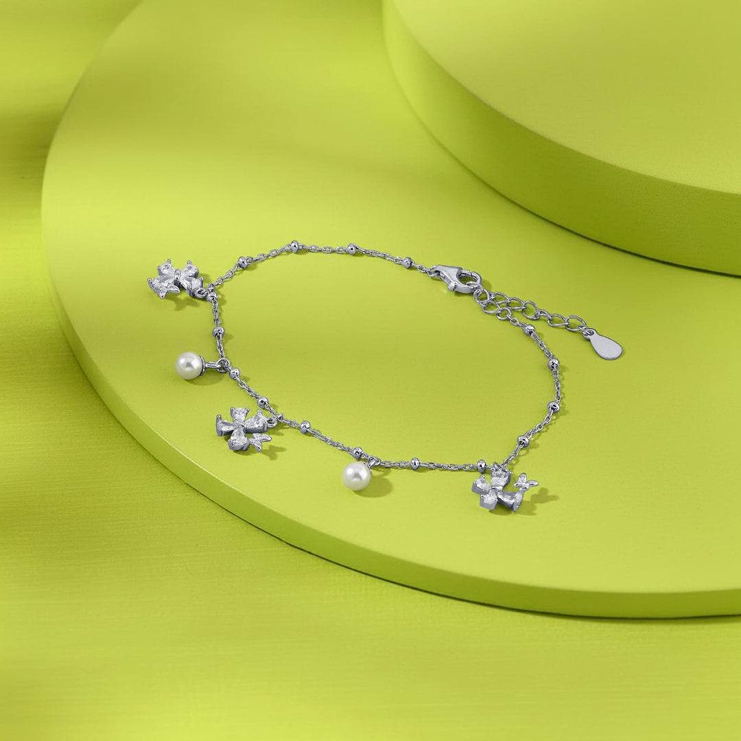 Pearls & Butterfly 
Flexible Silver Bracelet