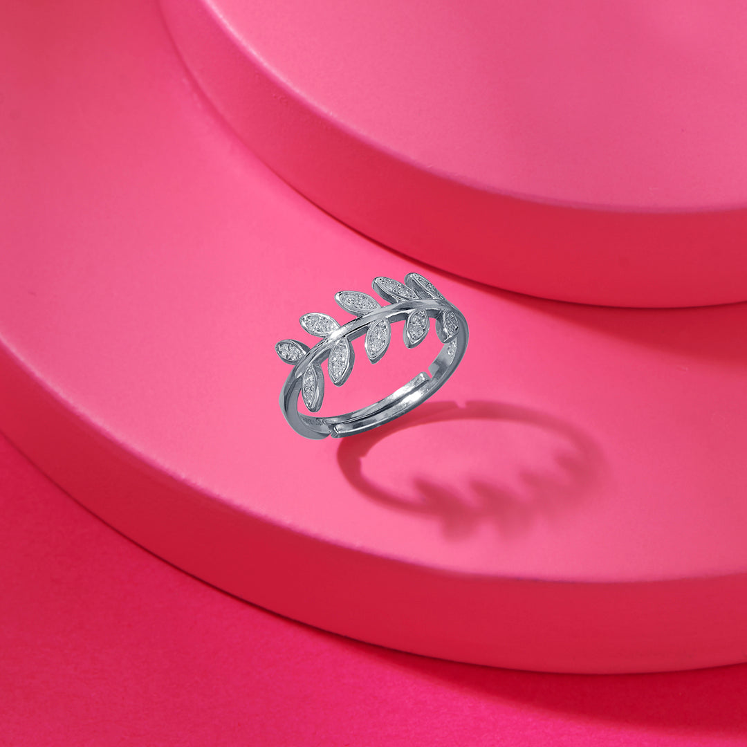 Shimmer Leaves Classic Silver Ring