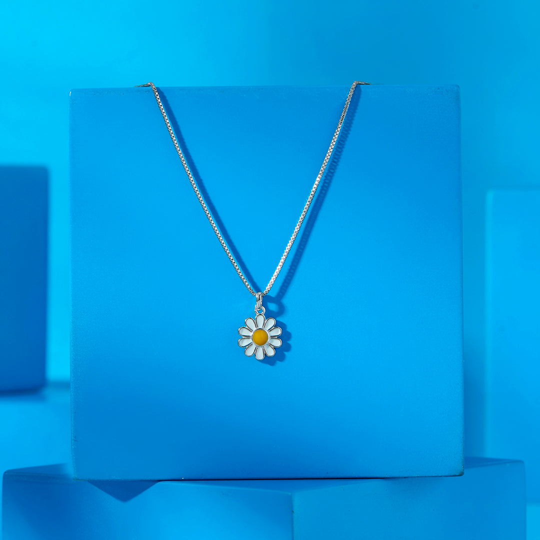 Daisy Charm Silver Pendant